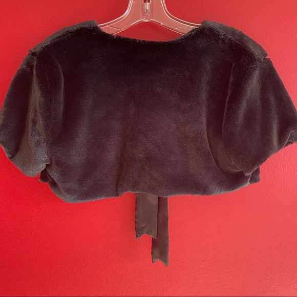 Faux Fur Stole with Satin Tie - Picture 4 of 6